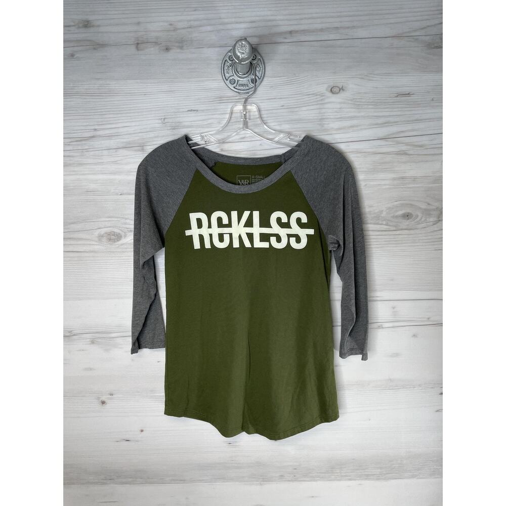Young & Reckless Shirt Womens XS Olive Gray Raglan 3/4 Sleeve RCKLSS Graphic Tee